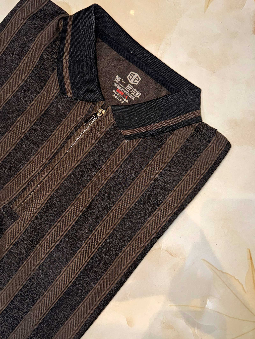 Men’s Textured Vertical Stripe Zip